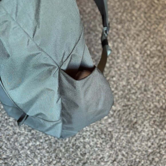 Mystery Ranch Back pack - Picture 10 of 10